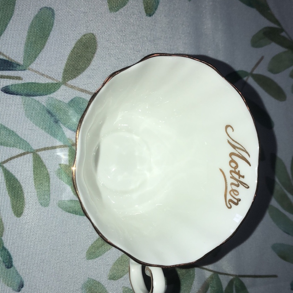 Royal Grafton Mother tea cup and Saucer English Bone China Vintage - Picture 4 of 8